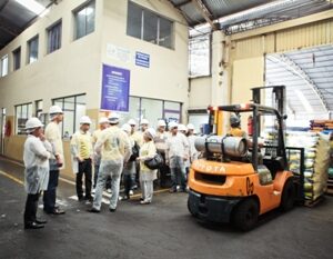 SuperA  O 164 — Evento Superação: Reunindo equipe de vendas na fábrica para workshop — Inove Comunicação Integrada Londrina